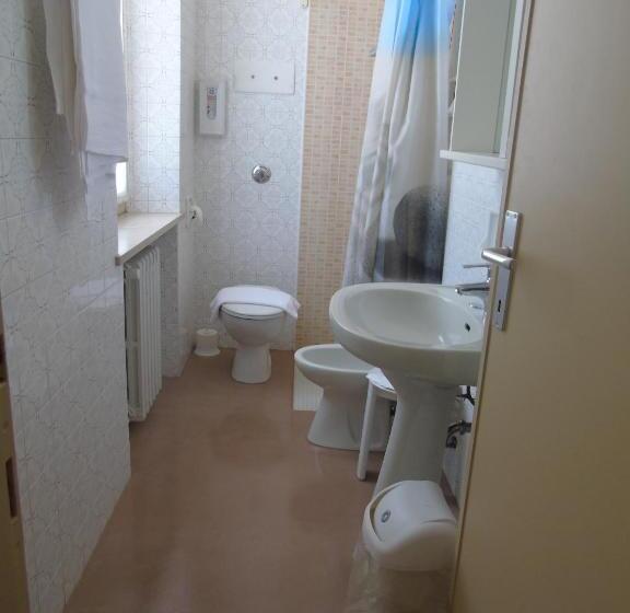 스탠다드 룸, Albergo Grifone 1891