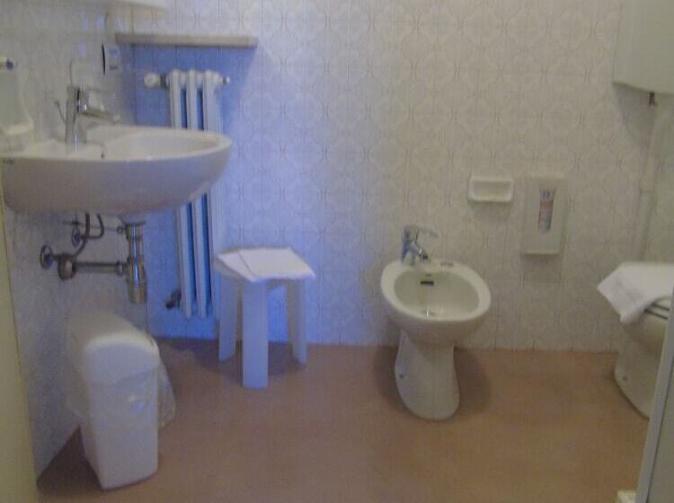 스탠다드 룸, Albergo Grifone 1891