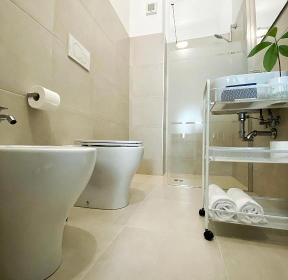 4인용 스탠다드 룸, Dinarica