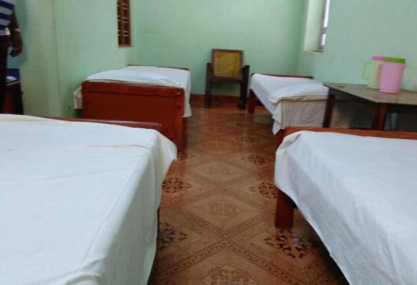 Семейный Номер, Ganesh Lodge