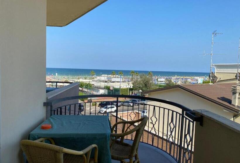 اتاق استاندارد با بالکن و چشمانداز دریا, Moderno Bed & Breakfast