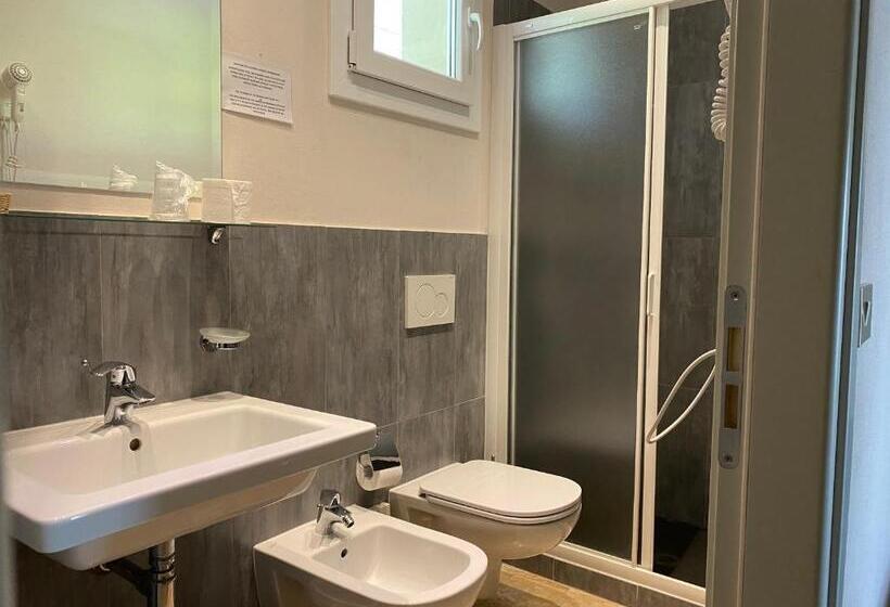 اتاق سوپریور با تخت بزرگ, Moderno Bed & Breakfast