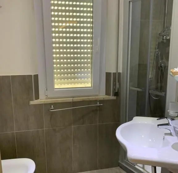 اتاق سوپریور چهار تخته, Moderno Bed & Breakfast