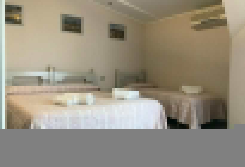 Economy Triple Room, Moderno Bed & Breakfast