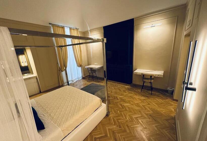 Полулюкс с Балконом, Palazzo Bonomi