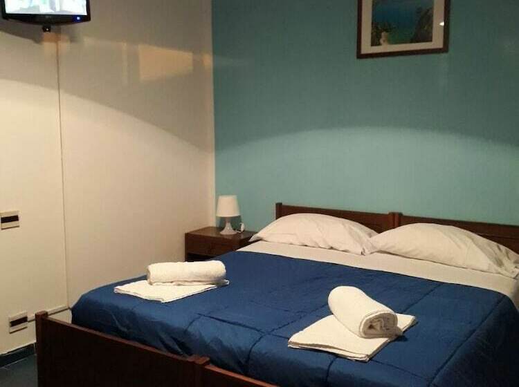 이코노미 룸, Pensione Nettuno