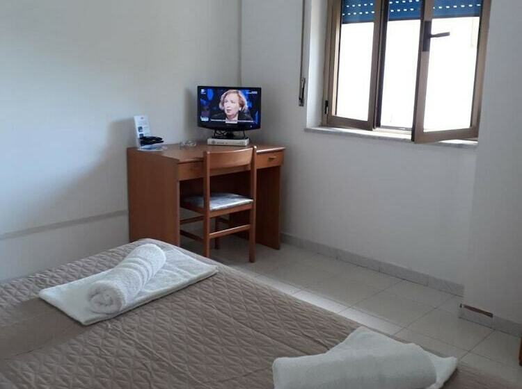 이코노미 룸, Pensione Nettuno