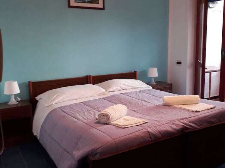 스탠다드 발코니 룸 바다 전망, Pensione Nettuno