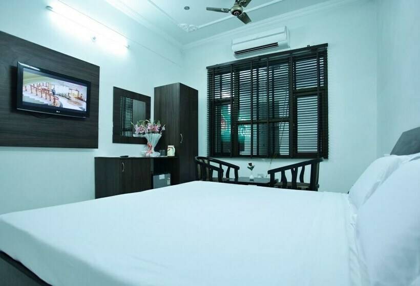 Номер Deluxe, Rani Castle Jammu