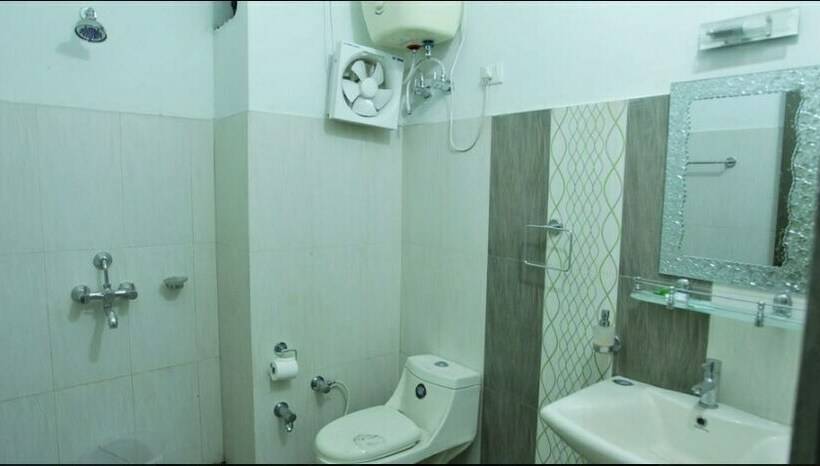 Номер Deluxe, Rani Castle Jammu