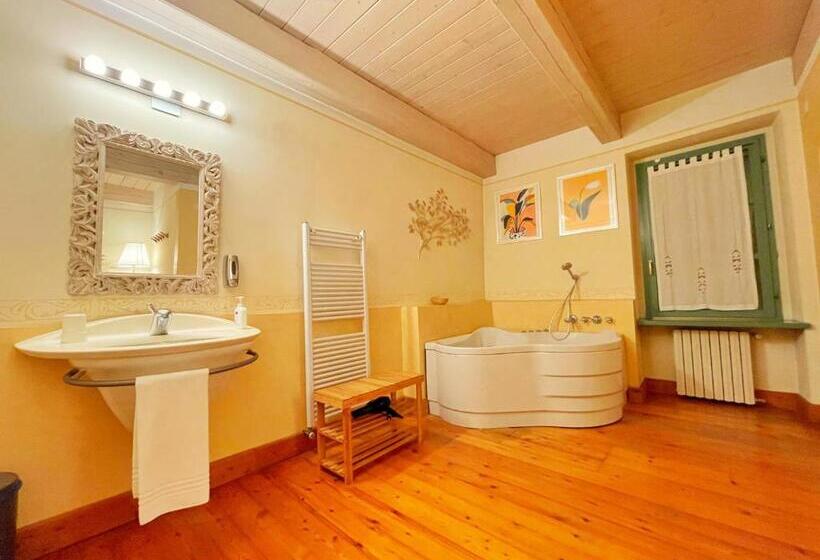 デラックスの４人部屋, B&b La Borasca