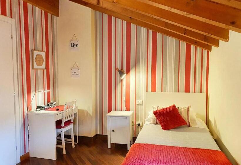 デラックスルーム, B&b La Borasca