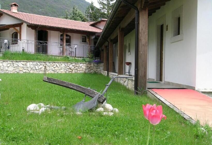 Номер Стандарт, Les Chalets B&b
