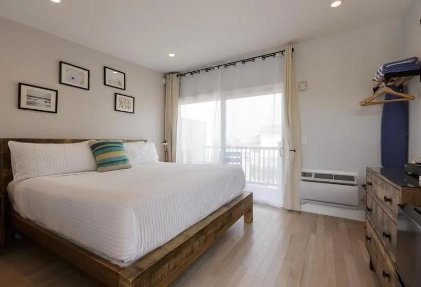 キングサイズベッドのスタンダードルーム, Aqualina Inn Montauk