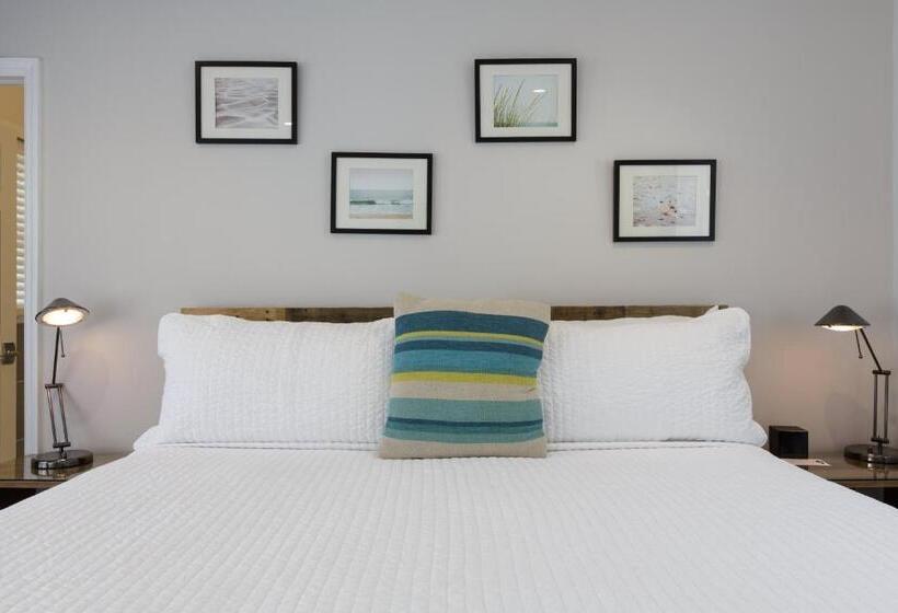 Номер Стандарт Кровать Кинг Адаптированный для Инвалидов, Aqualina Inn Montauk