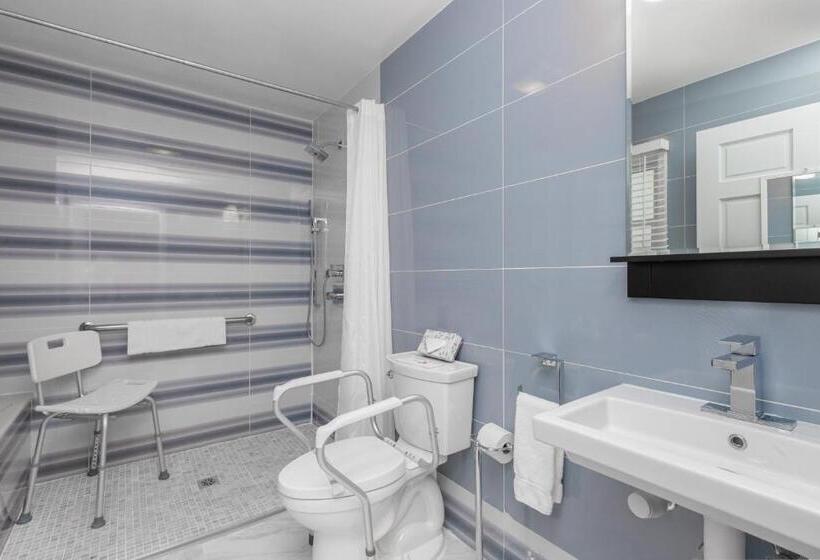 غرفة قياسية سرير كينج لذوى الإحتياجات الخاصة, Aqualina Inn Montauk