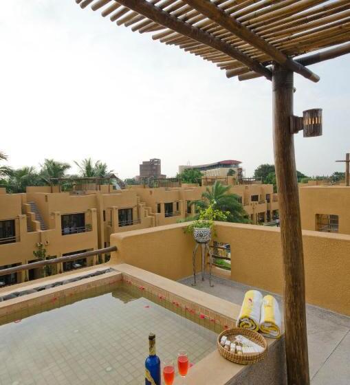 １ベッドルームデュプレックスビラ, The Ffort Raichak