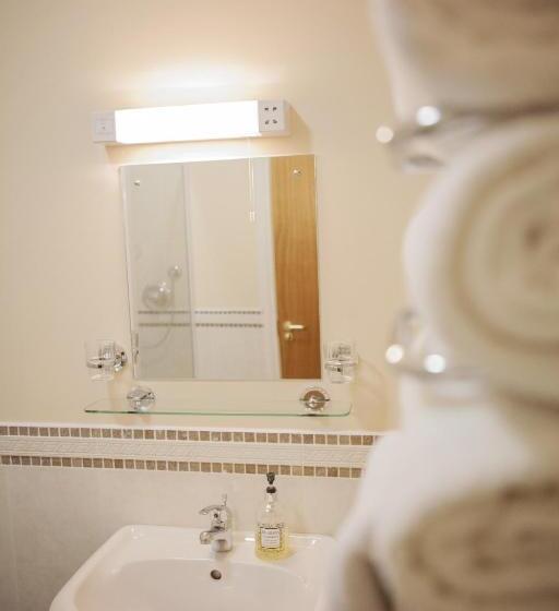 スタンダードシングルルーム, The Derg Arms B&b