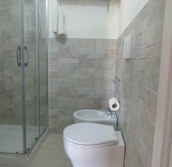 标准间, Il Cortile Degli Artisti