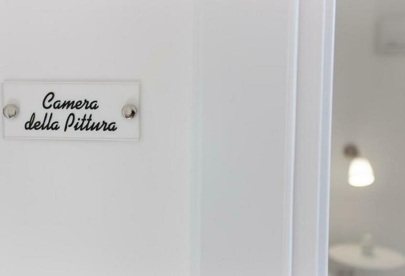 标准间, Il Cortile Degli Artisti