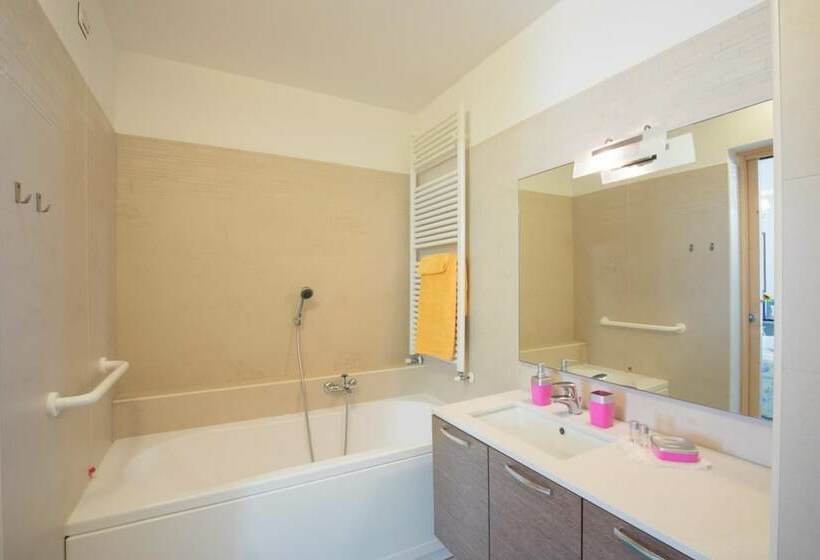 غرفة قياسية مطلة على الجبل, B&b La Gerla Blu