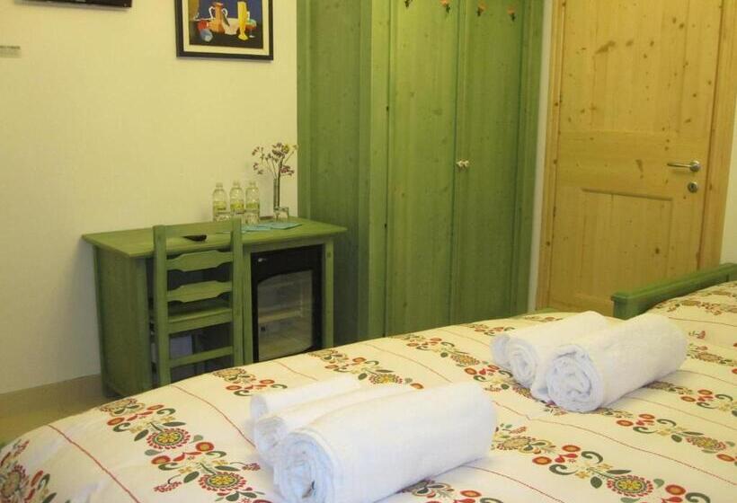 اتاق استاندارد سه نفره, B&b La Gerla Blu