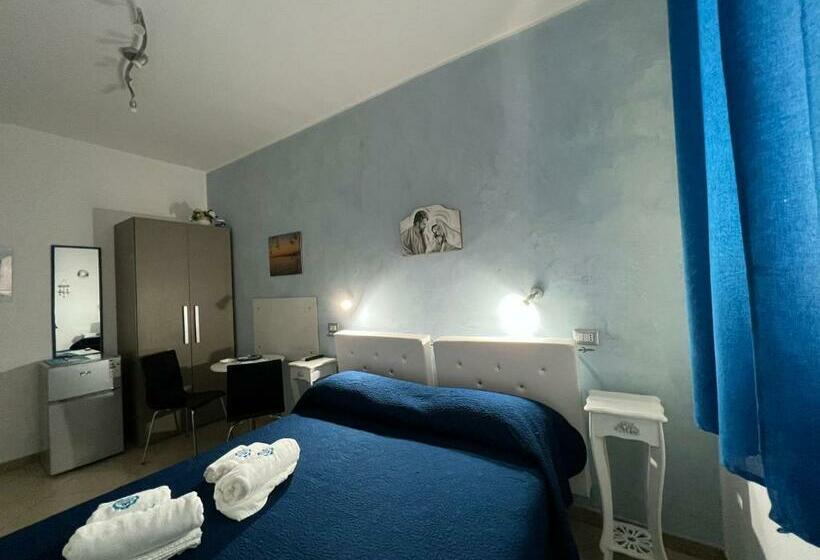 חדר בסיסי, B&b Le Onde Del Mare