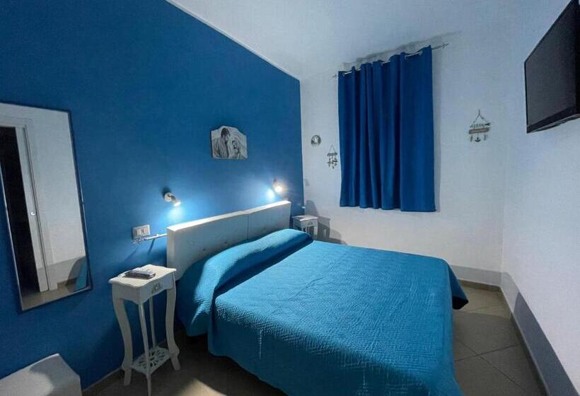 חדר בסיסי, B&b Le Onde Del Mare