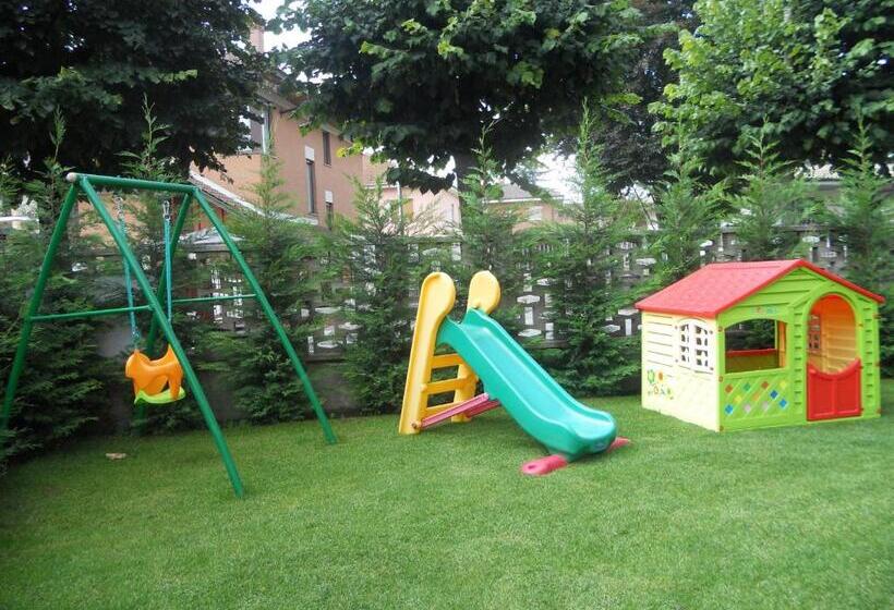 غرفة قياسية مع حمام خارجي, Beb Villa Aurora