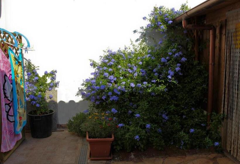 חדר סטנדרט לשלושה עם נוף לגינה, Bonjour