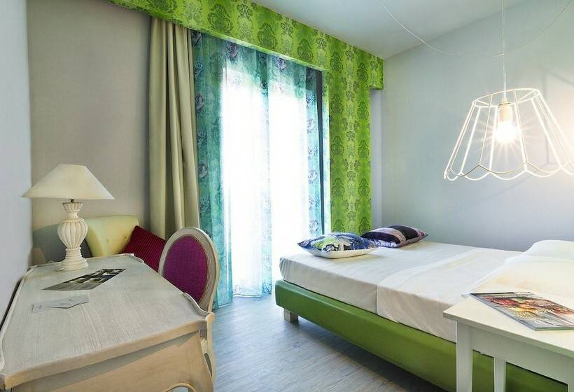 غرفة ديلوكس مطلّة علي البحر, Bontempo Suite