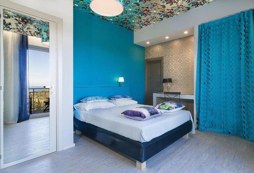 غرفة سوبيريور ثلاثية مطلّة علي البحر, Bontempo Suite