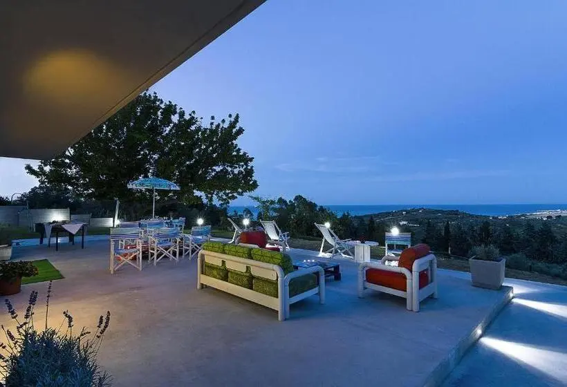 اتاق لوکس با چشمانداز دریا, Bontempo Suite