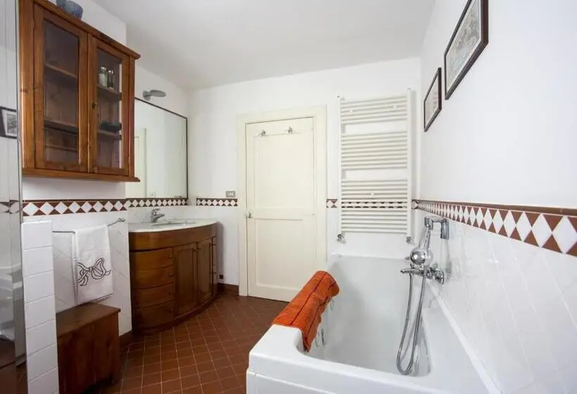 Standard-huone Jaettu Kylpyhuone, Casina Romita