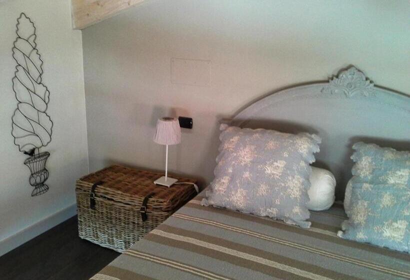 اتاق استاندارد, La Finestra Sul Porto