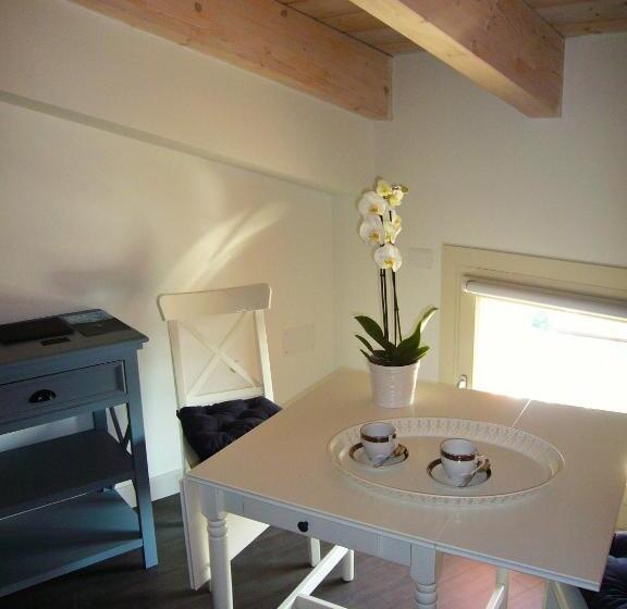 اتاق استاندارد, La Finestra Sul Porto