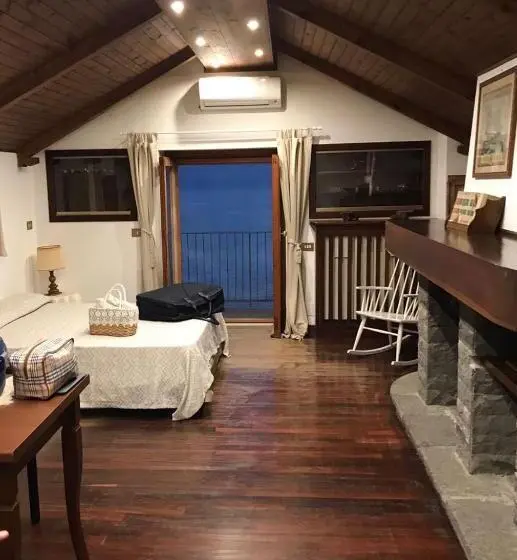 バルコニー付きスタンダードルーム, La Fusarella Villa Santoro