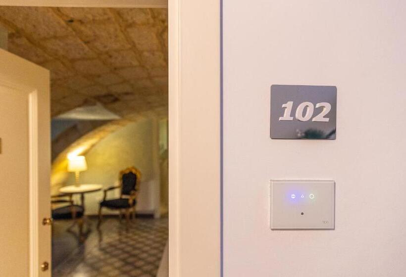 이코노미 룸, Palazzo Arco Cadura Hotel & Spa