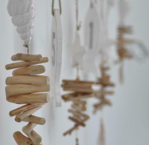 Standard Szoba Erkéllyel, Tangram House