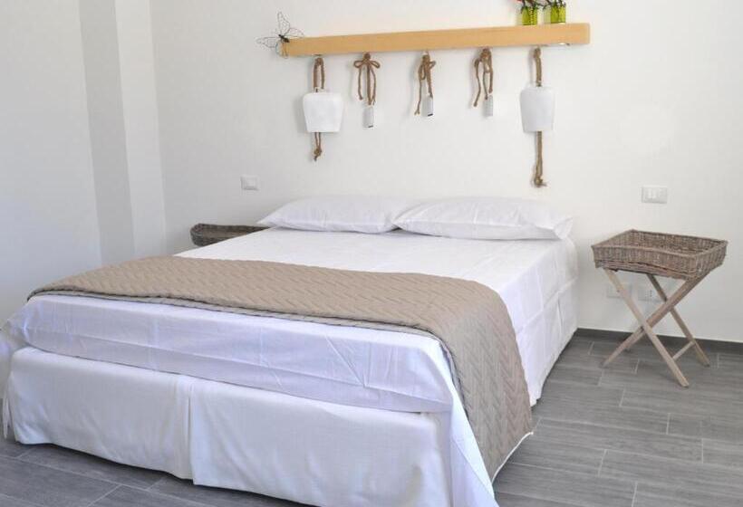 Standard Szoba, Tangram House