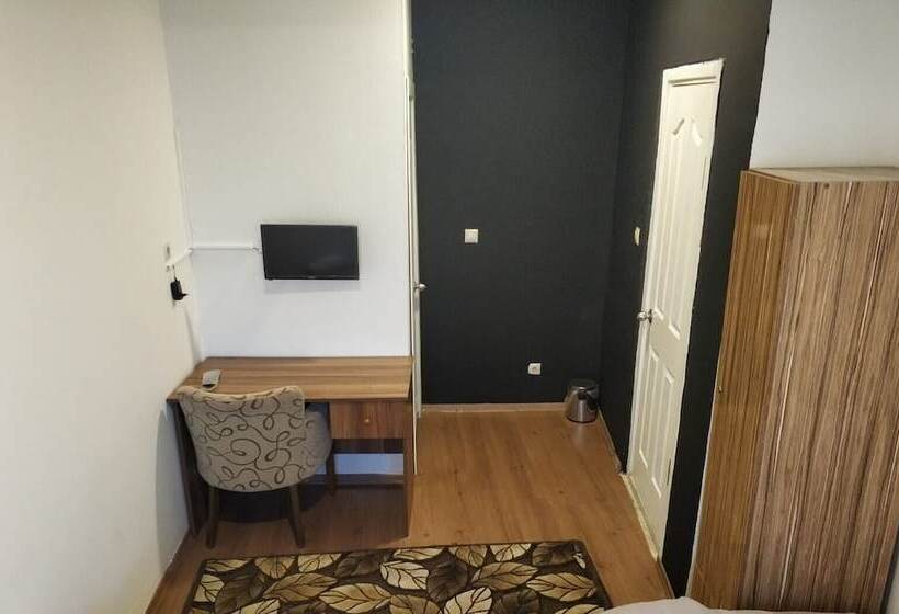 스탠다드 룸, Bulvar Hostel