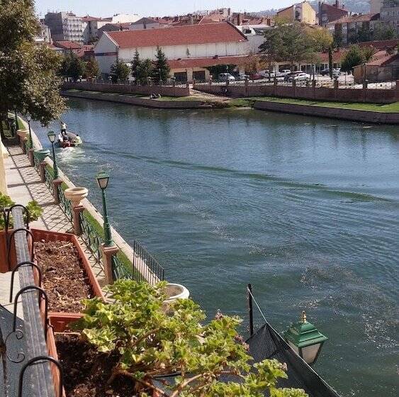 4인용 스탠다드 룸, Bulvar Hostel