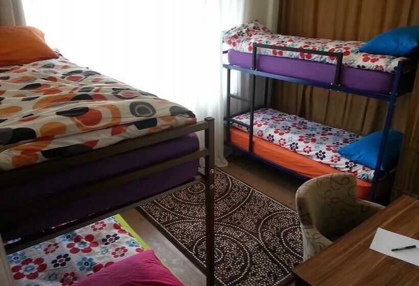 4인용 스탠다드 룸, Bulvar Hostel