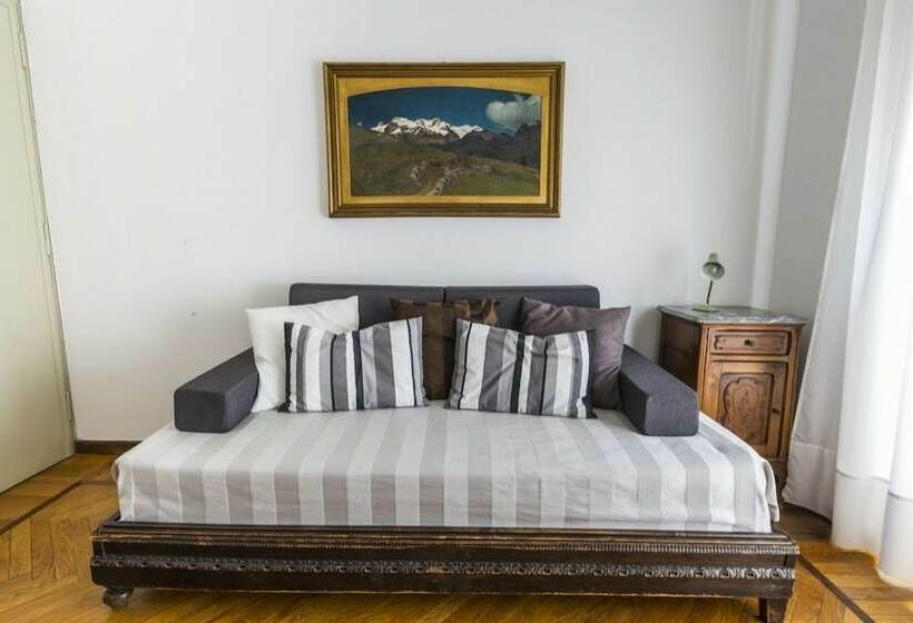 جناح جونيور, Gianduja B&b