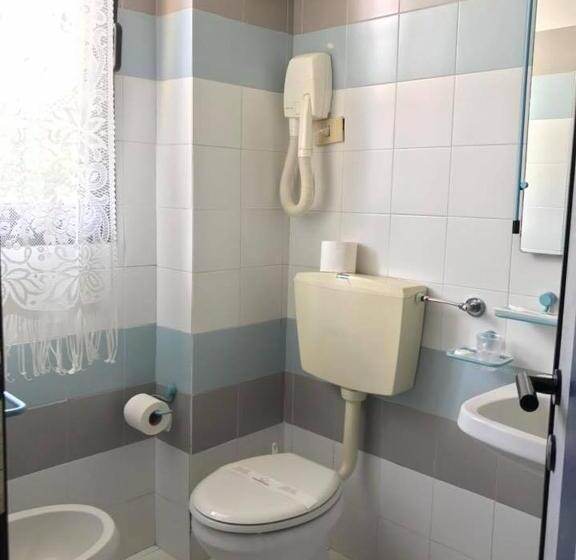 חדר סטנדרט, Ebe