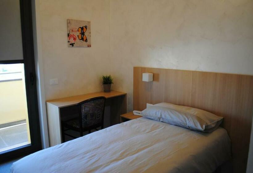 اتاق استاندارد یک نفره, La Tavernetta