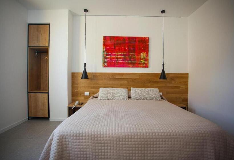 اتاق استاندارد, La Tavernetta