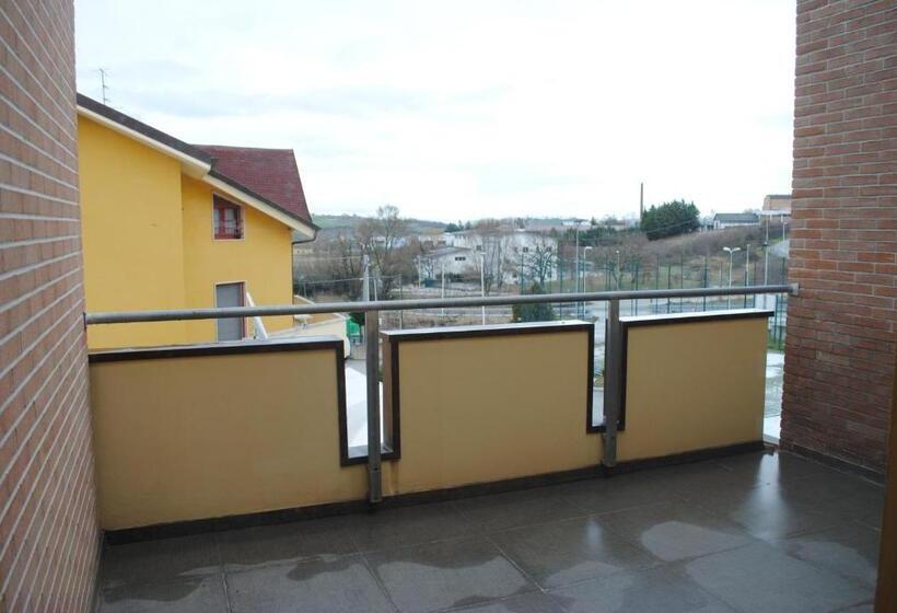 Suite with Terrace, La Tavernetta