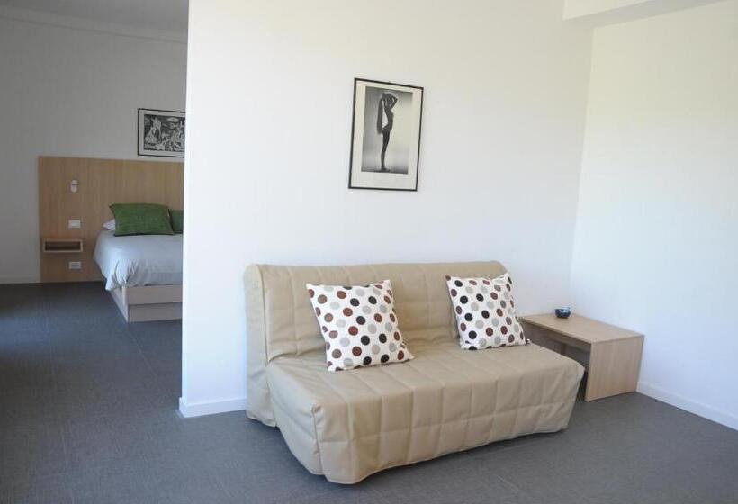 Suite with Terrace, La Tavernetta