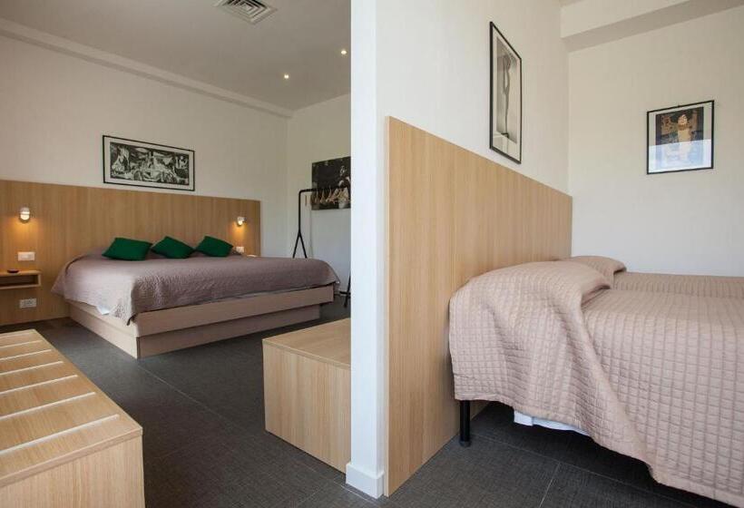 Suite with Terrace, La Tavernetta